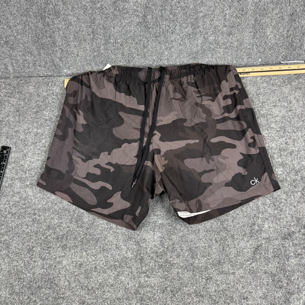 Calvin Klein Swim Trunks Mens Size XL Grey Camo Drawstring Mesh Lined Flaws